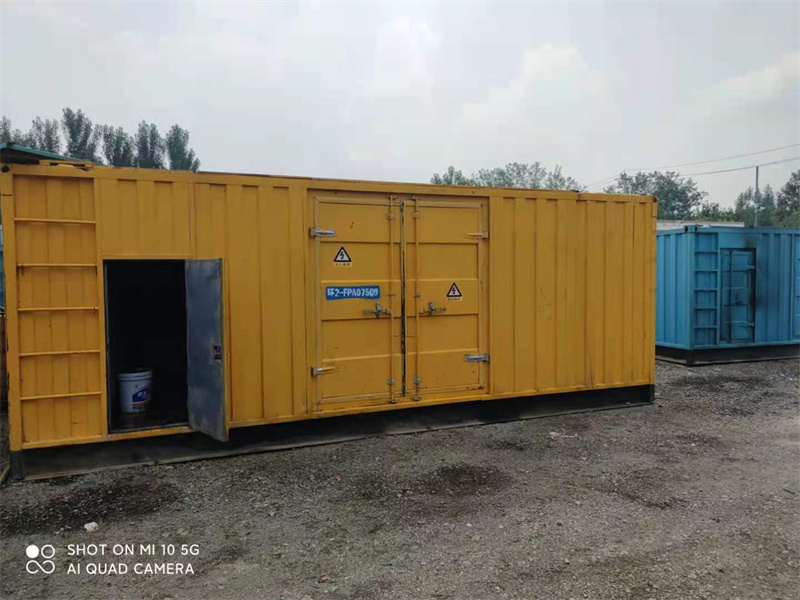 东郊镇200KW柴油发电机组需要配备什么型号的电缆线？